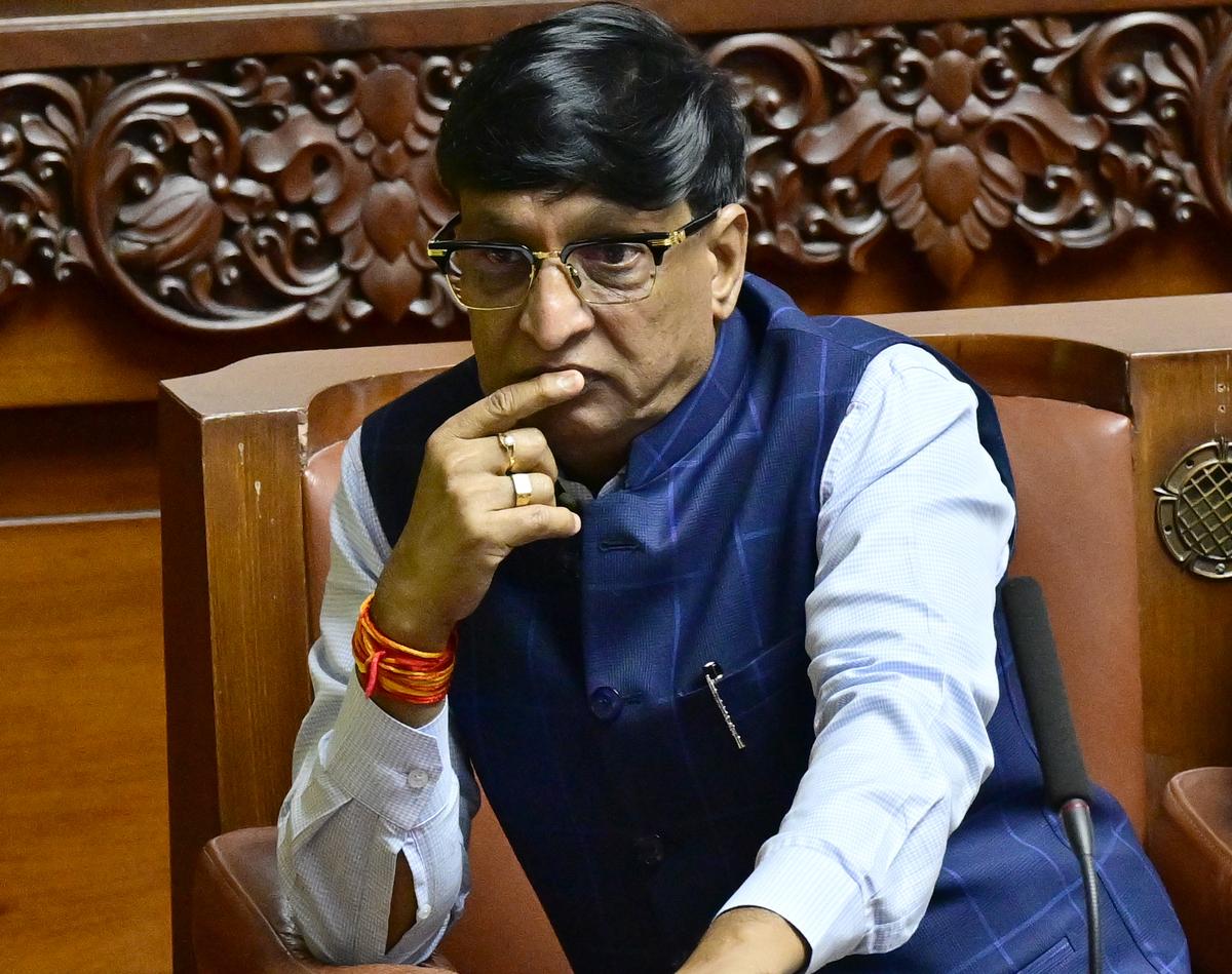 ಜನಗಣತಿದಾರರ ಆಯ್ಕೆಯಲ್ಲಿ ಅನ್ಯಾಯ – ಜಿಲ್ಲಾಡಳಿತ ಸ್ಪಂದಿಸದಿದ್ದರೆ ಕಚೇರಿ ಮುಂದೆ ಪ್ರತಿಭಟನೆ : ಬೋಜೇಗೌಡ ಎಚ್ಚರಿಕೆ