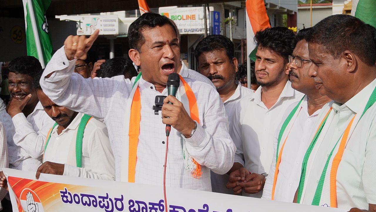 ಕುಂದಾಪುರ: ಇಡೀ ದೇಶದಲ್ಲಿರುವ ಬಿಜೆಪಿ, ಸಂಘ ಪರಿವಾರಗಳ ಮಾನಸಿಕ ಅಸ್ವಸ್ಥತೆ ಬಹಿರಂಗವಾಗಿದೆ. – ಸುಧೀರ್‌ಕುಮಾರ್ ಮರೋಳಿ ಆಕ್ರೋಶ